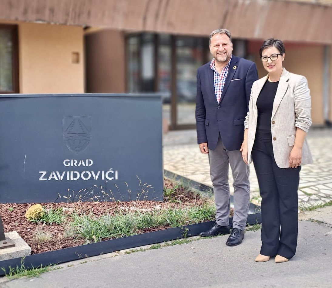 renaudmeyer's tweet image. Great visit to #Zavidovici, good discussion with Mayor @ErnaMerdic, one of only 8 women mayor in #BosniaHerzegovina🇧🇦. @UNDPBiH is increasing engagement with municipalities &amp;amp; focusing on #SDGLocalization under new country programme 2026-30. Looking forward to strong collaboration
