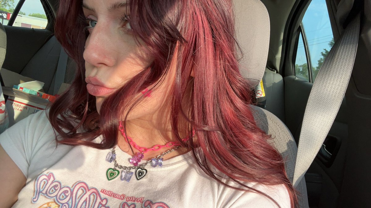 pinnkcherry tweet media