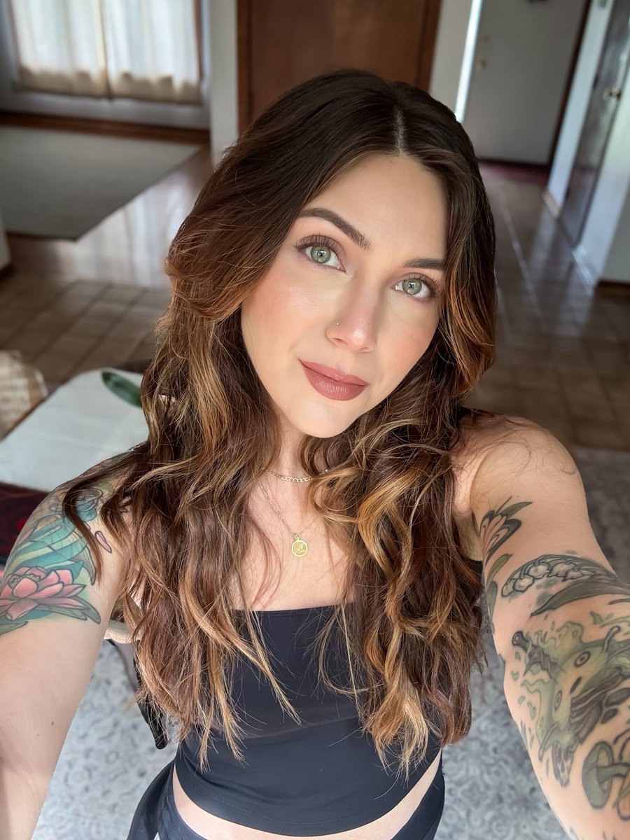 Marz (@marzzzzzy) on Twitter photo Heading to AX tomorrow to visit the <a href="/SilentHill/">Silent Hill Official</a> f booth and panel thanks to @konami
I’m so excited!
#SILENTHILL #AnimeExpo2025 #ad Heading to AX tomorrow to visit the <a href="/SilentHill/">Silent Hill Official</a> f booth and panel thanks to @konami
I’m so excited!
#SILENTHILL #AnimeExpo2025 #ad