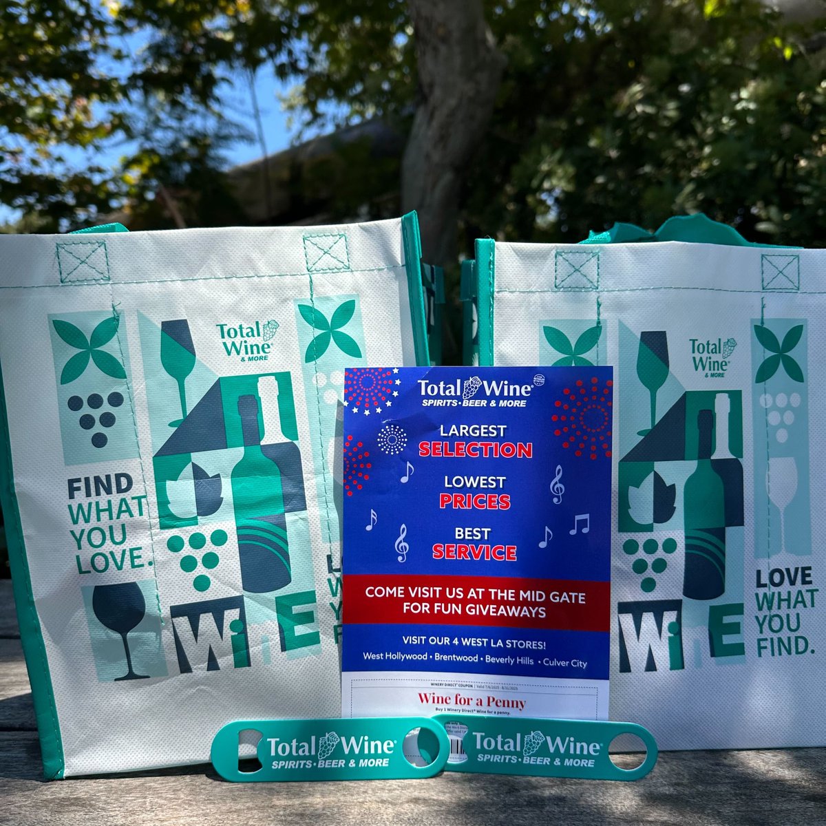 HollywoodBowl's tweet image. John Fogerty returns to the Bowl this Sunday, July 6, and we’re thrilled to partner with @TotalWine & More to give out some swag to make the night even better! Swing by the Mid Gate and Field Gate before the performance to pick up a tote bag, bottle opener, and a voucher for wine…