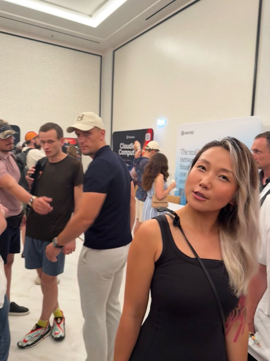 Myra Wang tweet media