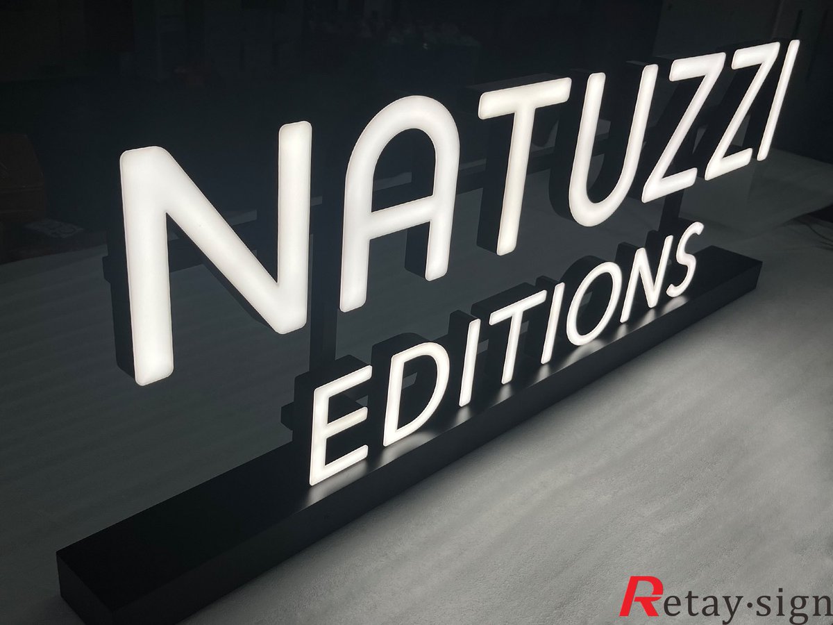 LeiTin20's tweet image. Standing installation-face glowing black return letter
#FrontLitLetters
#ChannelLetter
#RetaySign