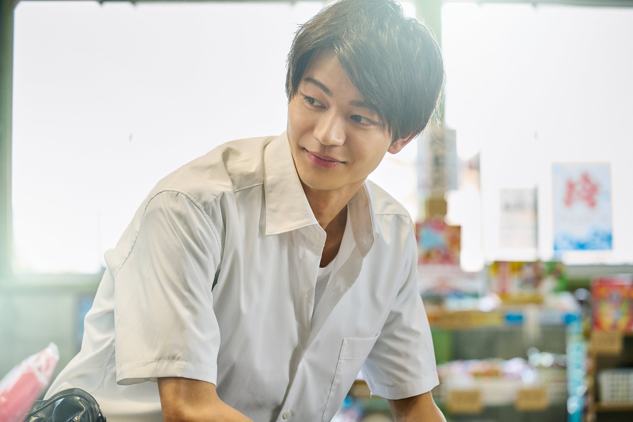 映画『ストロベリームーン 余命半年の恋』公式【𝟏𝟎.𝟏𝟕