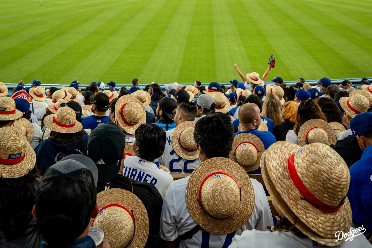 Los Angeles Dodgers tweet media