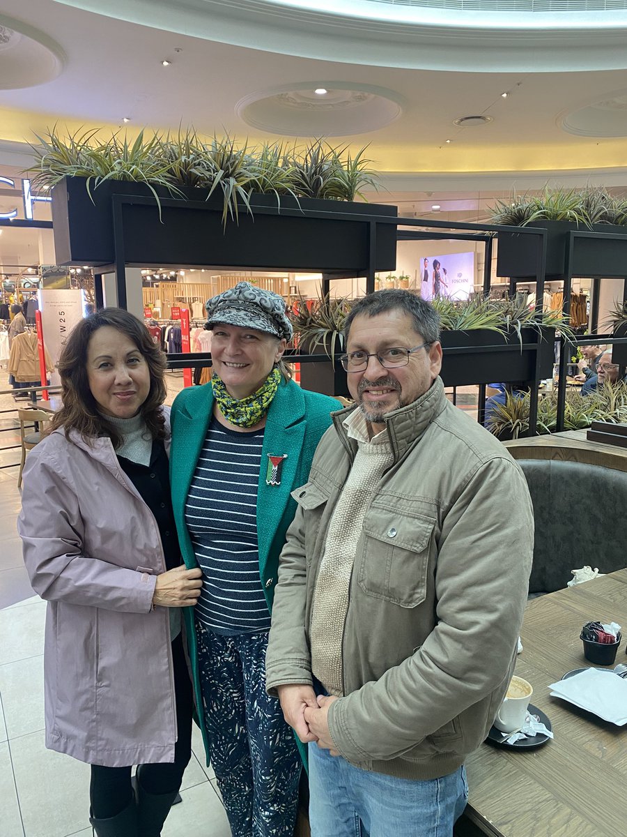 To add, I said, one at a time. Yesterday, <a href="/marchellehendri/">marchelle hendricks</a> &amp; I met <a href="/EBee40/">Erika Bornman</a> (Middle of pic) to connect and bring her closer to the fire🔥as I told her...Our (Lovenaires) heat are infectious and we on fire🔥to help make a difference. There are many organisations &amp; individuals part