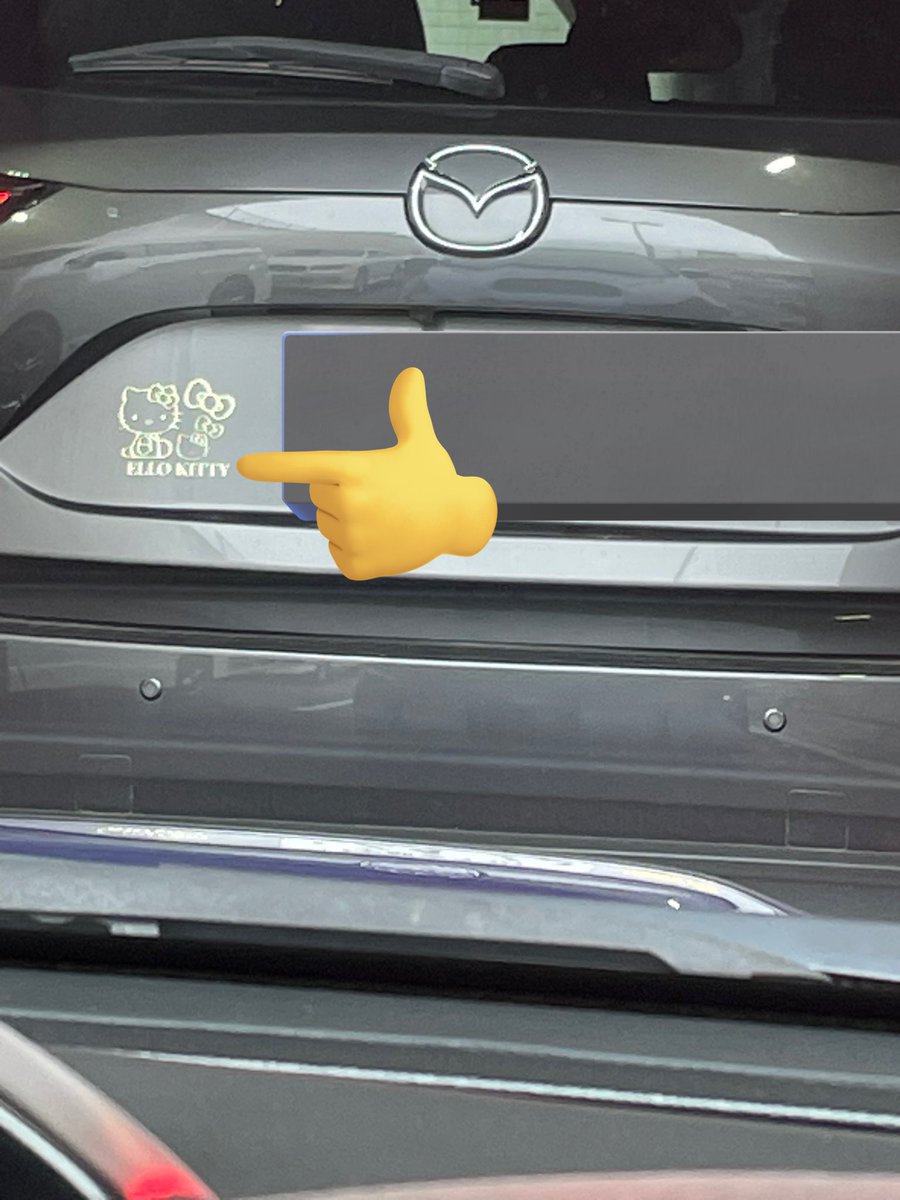 mana_vab's tweet photo. 前を走行中の車🚗ello  kitty⁉️エ○キティーに見えてしまう🙇‍♂️ https://t.co/hbEgAlYf5w