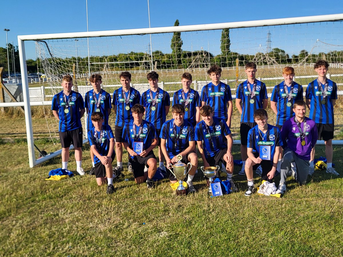 LGCEaglesFC's tweet photo. 🏆 DOUBLE WINNERS 🏆
Our U17 Reds go unbeaten in U18 Div 1
Win the Rutter Cup
Earn the Respect Award 👏
21W, 3D, 0L
Unreal achievement. Full story 👇
🔗 https://t.co/COwxp1Akvm
#LGCEagles #U17Reds #Champions2025 #RespectAward #GrassrootsFootball #TeamSpirit https://t.co/X1jncPM3aO