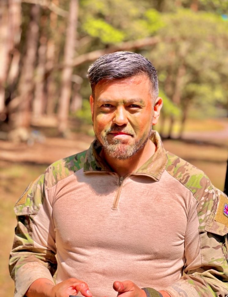 ArmyInstrSchool's tweet photo. Welcoming back CSgt Magreehan, settling in nicely as an FTRS Soldier Academy Pre Employment Training (PET) Instructor.
With 24 years in 2 PARA—including Section Cmdr, CSgt/Senior CSgt at IBS, TAWO/RSM at ASLS & global ops—he returns to build the next generation. 👊
#FTRS #2PARA https://t.co/IEuQ4DRC5V