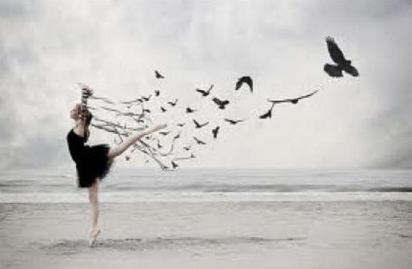 Soy un alma que prefiere compartir alas, no cadenas.