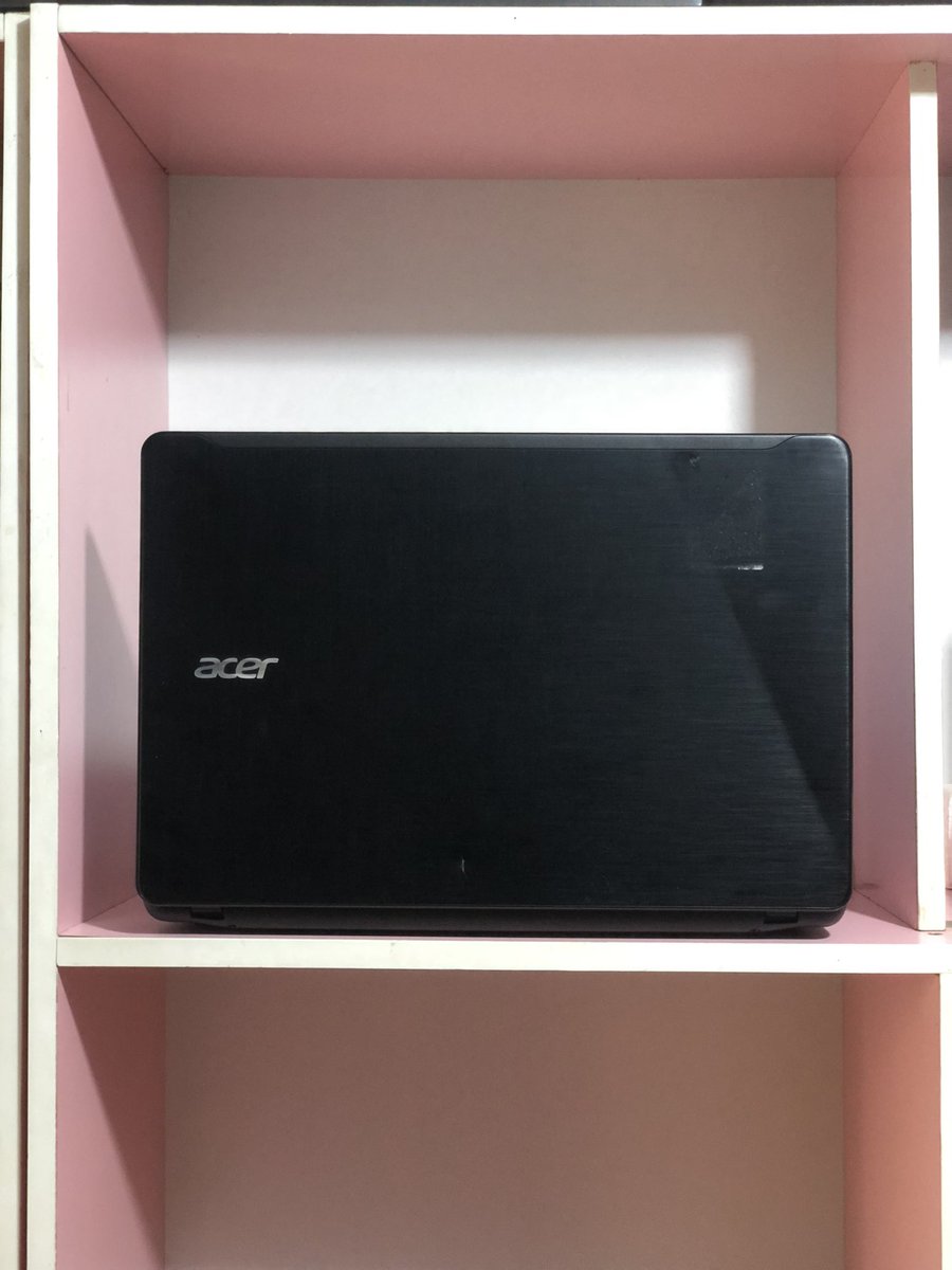 laptopbargainer's tweet photo. FOR SALE

PRICE NGN 380,000 with original charger 🔌 

SYSTEM NAME: ACER ASPIRE F F5-573G BACKLIT KEYBOARD WITH 2GB DEDICATED GRAPHICS 
AMERICAN USED 
CPU: Intel(R) Core(TM) i5 (7th Gen) 7200U
Clock speed: 2.7GHz
Max Turbo speed: 3.1GHz
Number of cores: Dual-Core
Cache: 3MB https://t.co/zTnXrWpvWX
