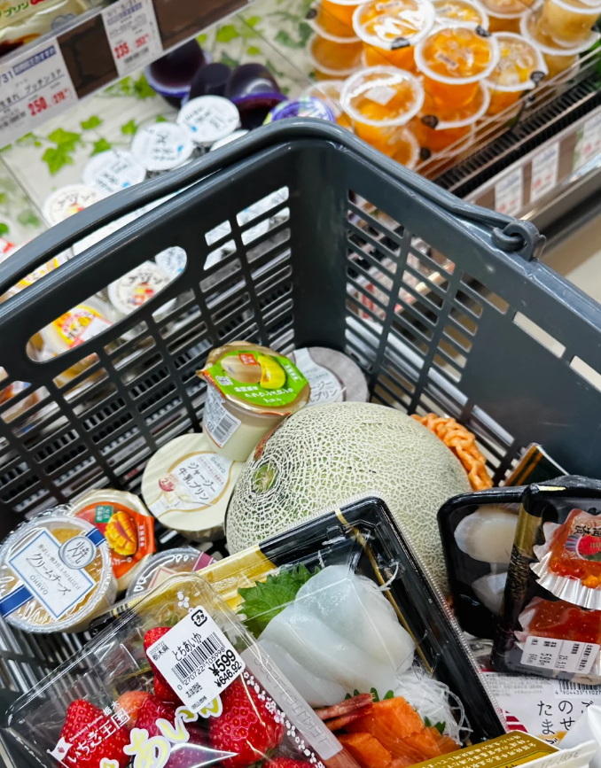 スーパーを見ると買い物に行きたくなります🤣