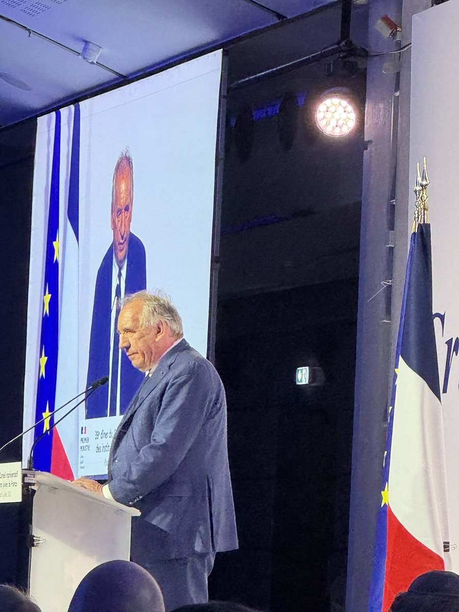 KlinkertBrigitt's tweet image. Hier soir, au dîner annuel @Le_CRIF en présence du Premier ministre @Bayrou.
Aux côtés de @Yonathan_Arfi président du CRIF, ce rendez-vous a été l’occasion d’échanger dans un moment marqué par l’inquiétude — parfois la peur — ressentie par de nombreux Français juifs.
Notre…