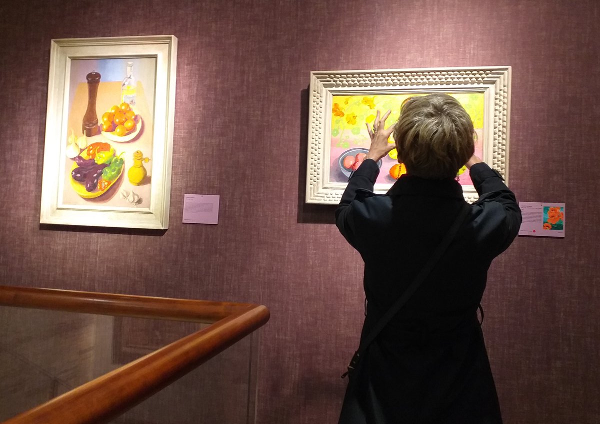 nicholas_sack's tweet image. Figures at an exhibition
Philip Mould Gallery: Cedric Morris, 2025
#paintings #art #CedricMorris #PhilipMould #stilllife #exhibition #gallery #show #woman #figure #visitor #viewer #spectator #flowers #fruit #vegetables #London #WestEnd #PallMall #frames #pictures #cedricmorris