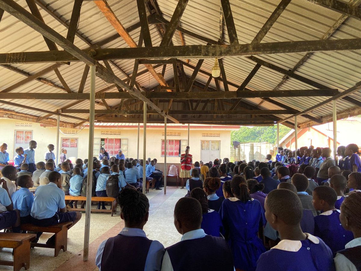 With the increasing cases of HIV/AIDS, the Branch Youth Council and Management of Entebbe #RedCross branch have embarked on sensitising Local Communities and Schools on the causes, effects, and preventive measures.