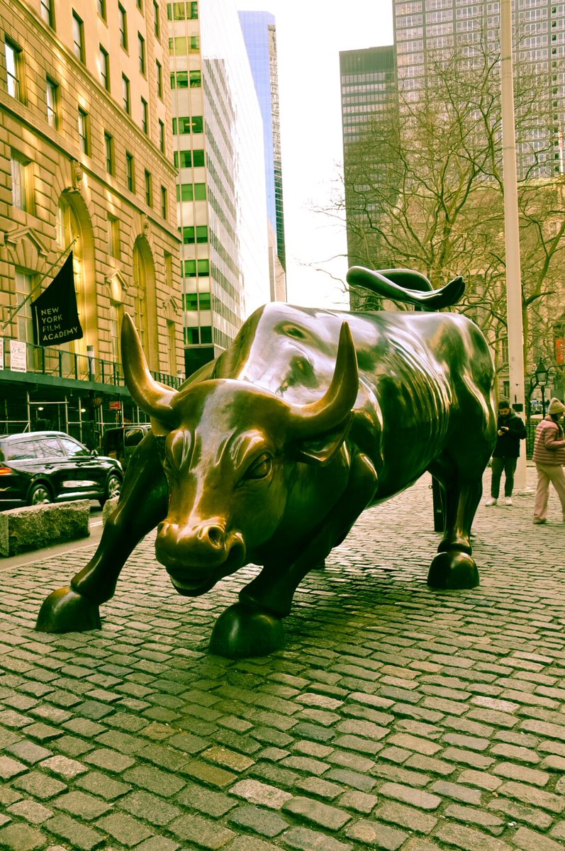 Findelbloc Ar🇶 (@findelbloc) on Twitter photo ⭕ 7 de Julio
El toro de Wall Street | 1️⃣9️⃣8️⃣9️⃣ | New York | Arturo Di Modica
📷 <a href="/findelbloc/">Findelbloc Ar🇶</a>
#ViernesDeArte #arte #art #chupinazo #SanFermines ⭕ 7 de Julio
El toro de Wall Street | 1️⃣9️⃣8️⃣9️⃣ | New York | Arturo Di Modica
📷 <a href="/findelbloc/">Findelbloc Ar🇶</a>
#ViernesDeArte #arte #art #chupinazo #SanFermines