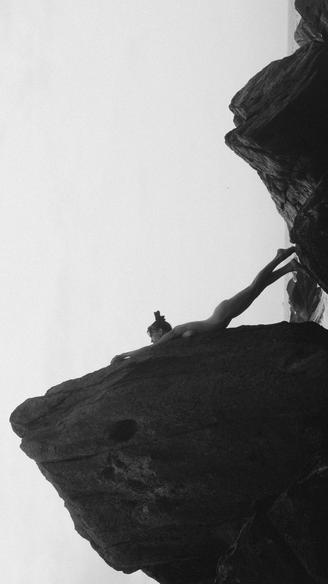 Good morning 🪐🖤