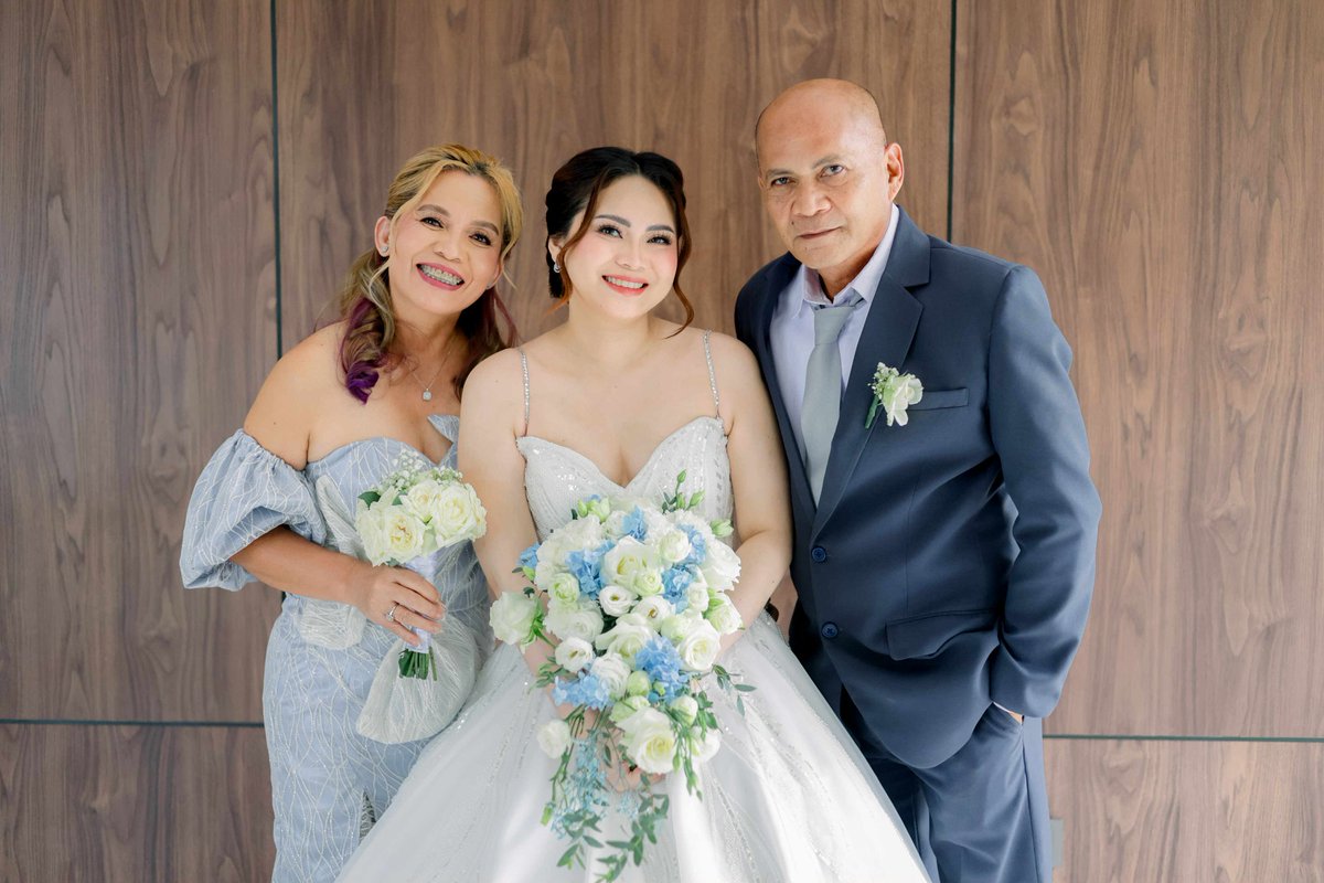 SajaMarites's tweet photo. Mixed emotions😭🥰My Alexa,My one and only Princess👸👸👸 Congratulations and good luck to your new journey in your  life,,,WE love you Anak till our last breath 🙏😇❤️😘💋 Excited to see my APO🙏😇❤️
@alexailacad 
@kdestrada_ 
Princess Saja 🥰 https://t.co/MX6pVo9k0Y