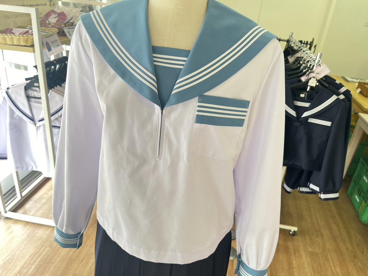 長袖夏セーラー(被り型)の新色が入荷しました！🍀🛼 紺スカートにも