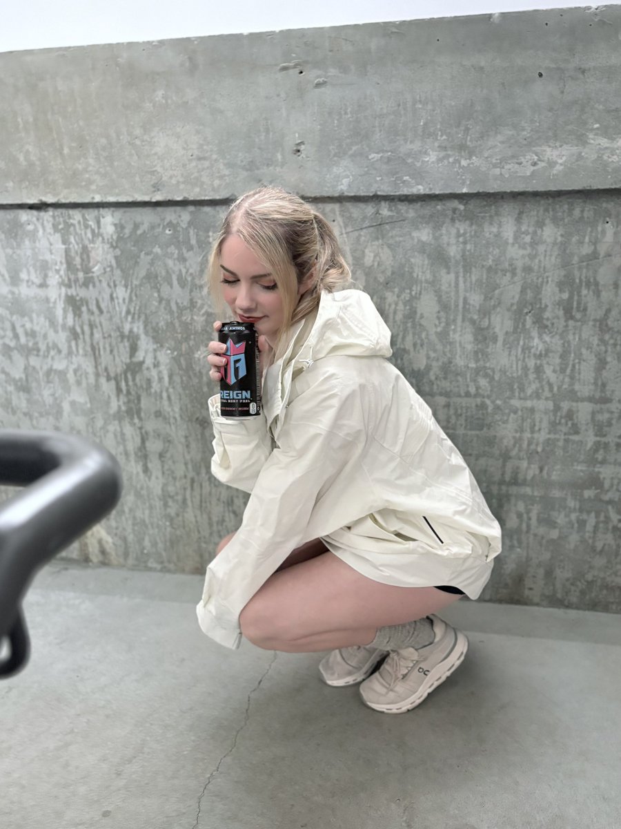 CHIFF♡N (irl!) tweet media