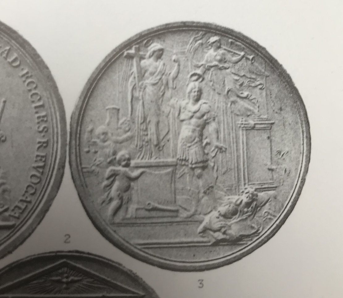 Je cherche à identifier cette médaille, qui date probablement de la Révocation. Que représente son revers ? Qui l'aurait rencontrée ?