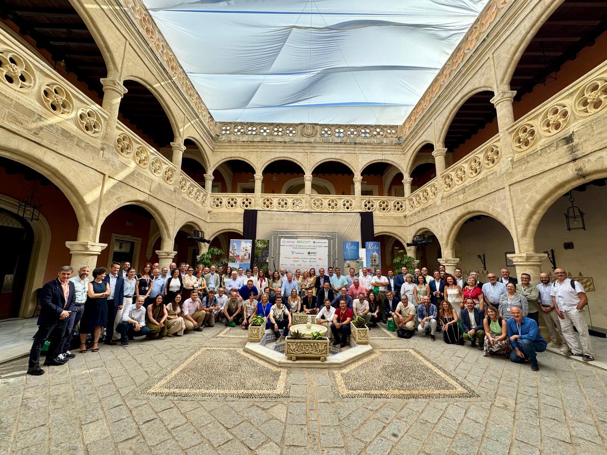 RedRECI's tweet image. ¡Del dato al destino! #Rota fue el epicentro del #TurismoInteligente en el II Comité Técnico #RECI 2025 ⛱
  
¡Gracias al @AytoRota  por acoger este magnífico evento y a nuestros patrocinadores por hacerlo posible!
 
Todos los detalles  de #RECIRota25 en 👉lnkd.in/d5YbdcAK