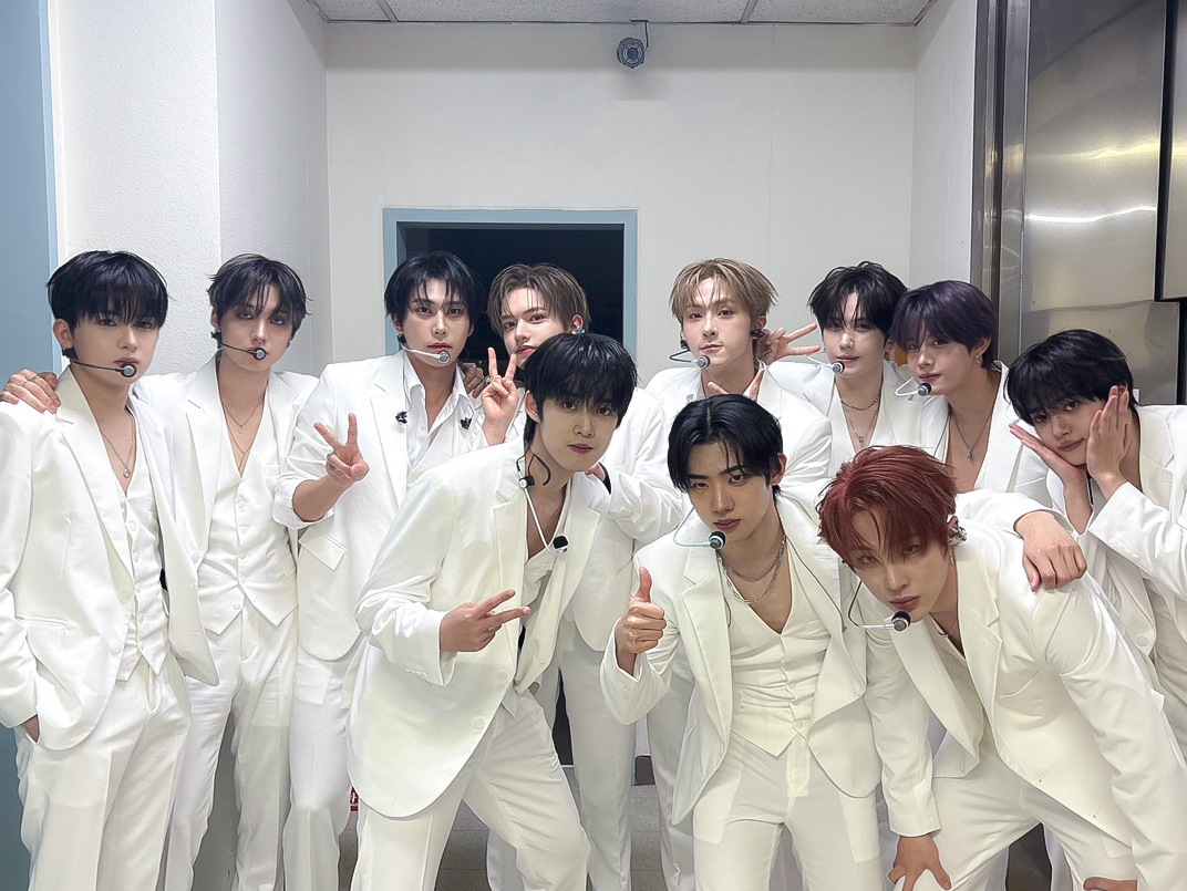 [📸]

더블원을 향한 응원 감사했습니다!🤍🖤

#Double0ne #더블원
#Xpert