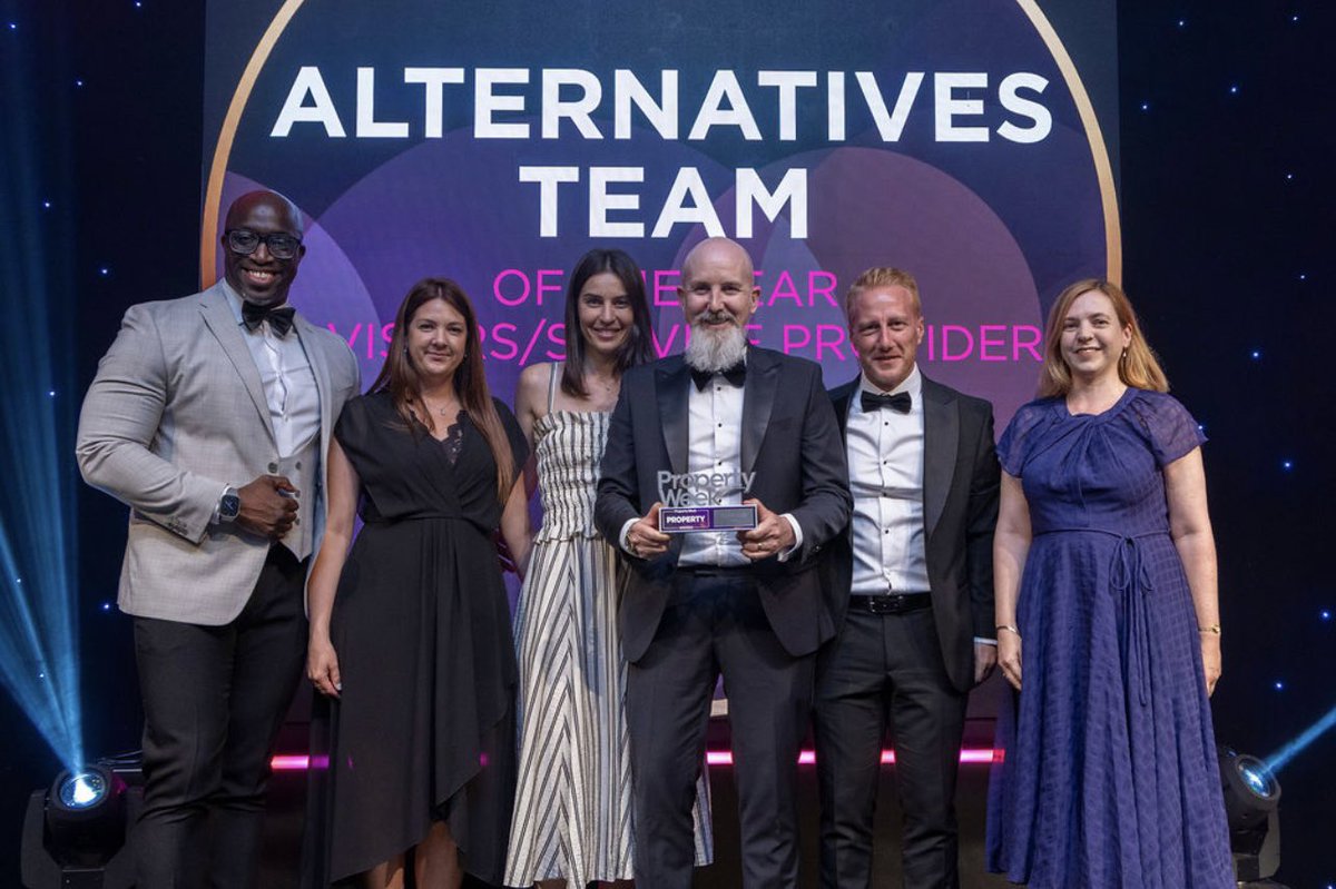 Just Clear ® tweet media