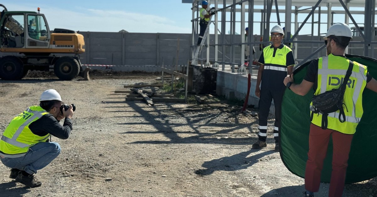 dri_energy's tweet photo. Progress isn’t just about milestones—it’s also about the people and partnerships behind the scenes. This week, colleagues from our Amsterdam HQ and Technical Services team visited the Vacaresti site, where we are building a 126MWp solar park. The visit offered an opportunity to meet with contractors on the ground, capture on-site footage, and record testimonials from those working on site. 

📸 Have a look at our behind-the-scenes shots and stay tuned for all the footage from the full visit to come! 

☀️ Once commissioned, Vacaresti will be our fourth operational asset in Romania, bringing our installed capacity close to 300MW. 
Curious how #DRI is delivering #renewableenergy and #batterystorage projects across Europe? ➡️ https://t.co/0l9zqPZ28o