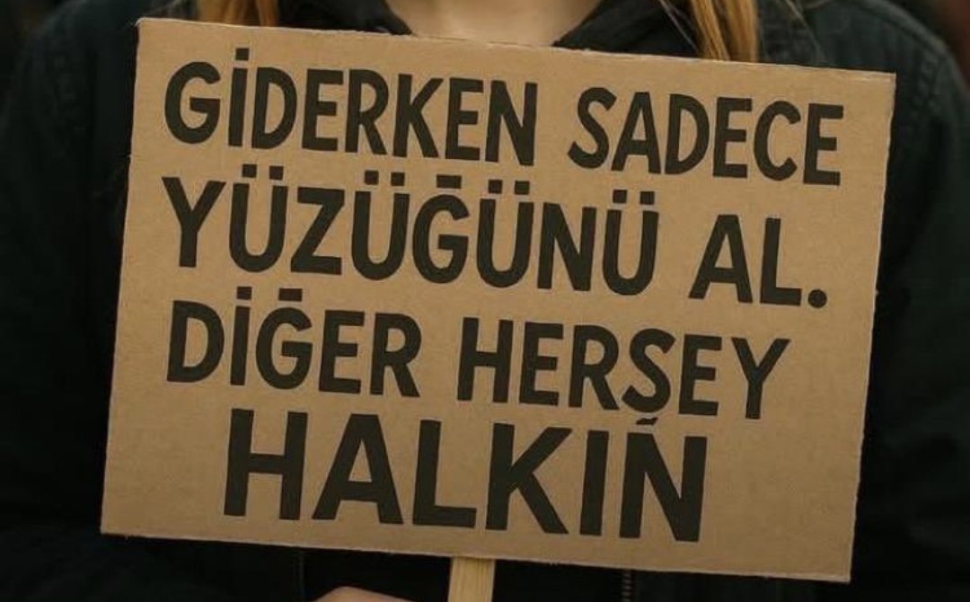 ba11love's tweet photo. @Sol_Yumrukk PADİŞAHLIĞI #BOYKOT ‼️
TEK ADAMLIĞI #BOYKOT ‼️

#ADALETSİZLİĞİ
#EĞİTİMSİZLİĞE
#EŞİTSİZLİĞE
Kadın #CİNAYETİNE
#PEDOFİLİ #TARİKATLARI
Bebek #KATİLLERİ
#İmarAFFLARA
#YOLSUZLUĞA
#5LİÇETEYİ
#EKONOMİYİ &amp; #TARIMI BATIRANLARI‼️

#CUNTA MI❓️⛔️ #DEMOKRASİ Mİ❓️ https://t.co/DfnL65sugd