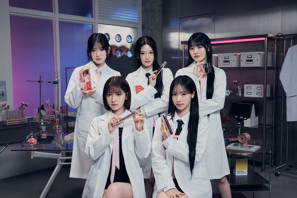 res4amazinglife's tweet photo. RESCENE as futuristic beauty scientists??
PrettySkin said we're not doing normal! 💄🧪
14 July can't come fast enough 😭
#RESCENE #KBeauty #PrettySkin https://t.co/uY0Ux0MnUs