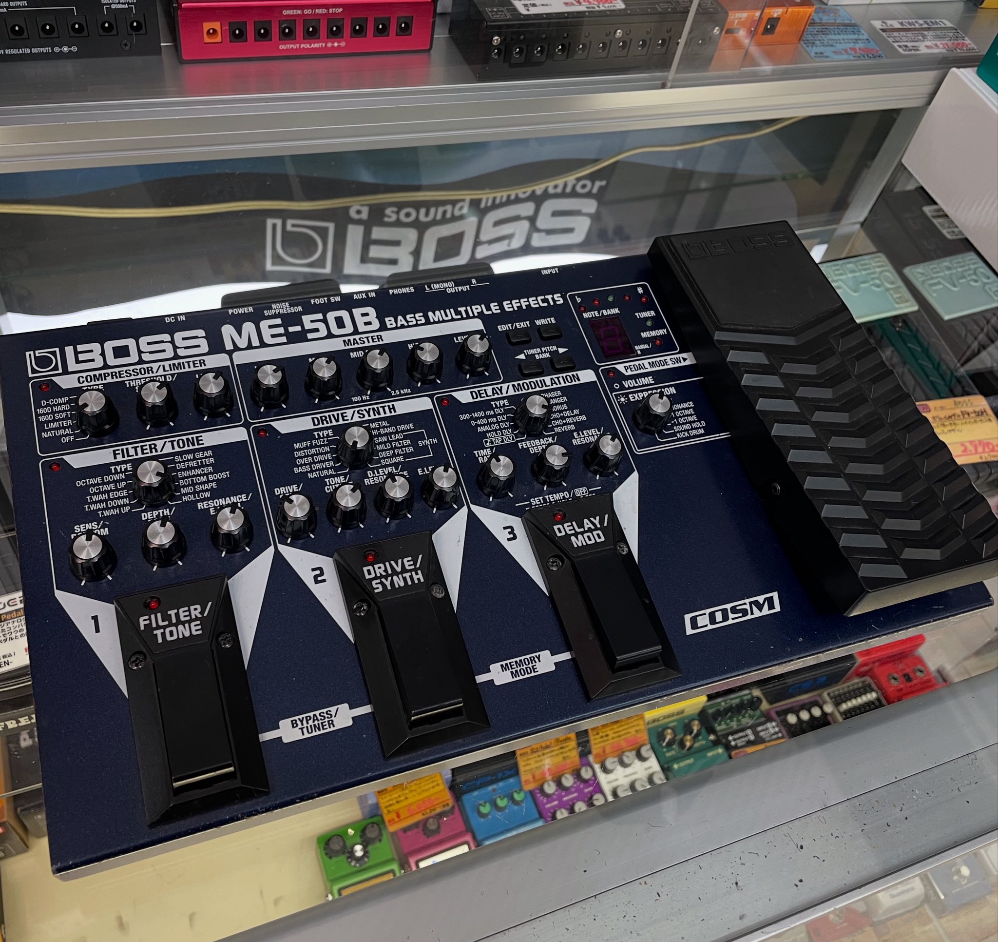 BOSS ME-50B ベースマルチエフェクター　ケース説明書付き 初心者にもおすすめのベース・マルチエフェクター BOSS ME-50B