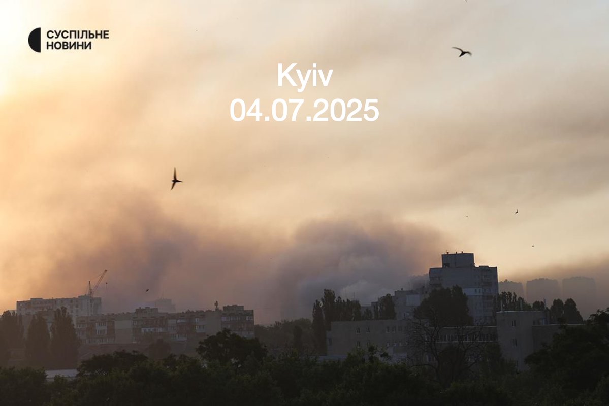 Podolyak_M's tweet image. Any phone call with subject “Putin” inevitably results in massive, demonstrative shelling of Kyiv — with enormous destruction, widespread fires, heavy strikes on residential neighborhoods, and mass civilian casualties.
The subject treats such “conversations” as an opportunity…