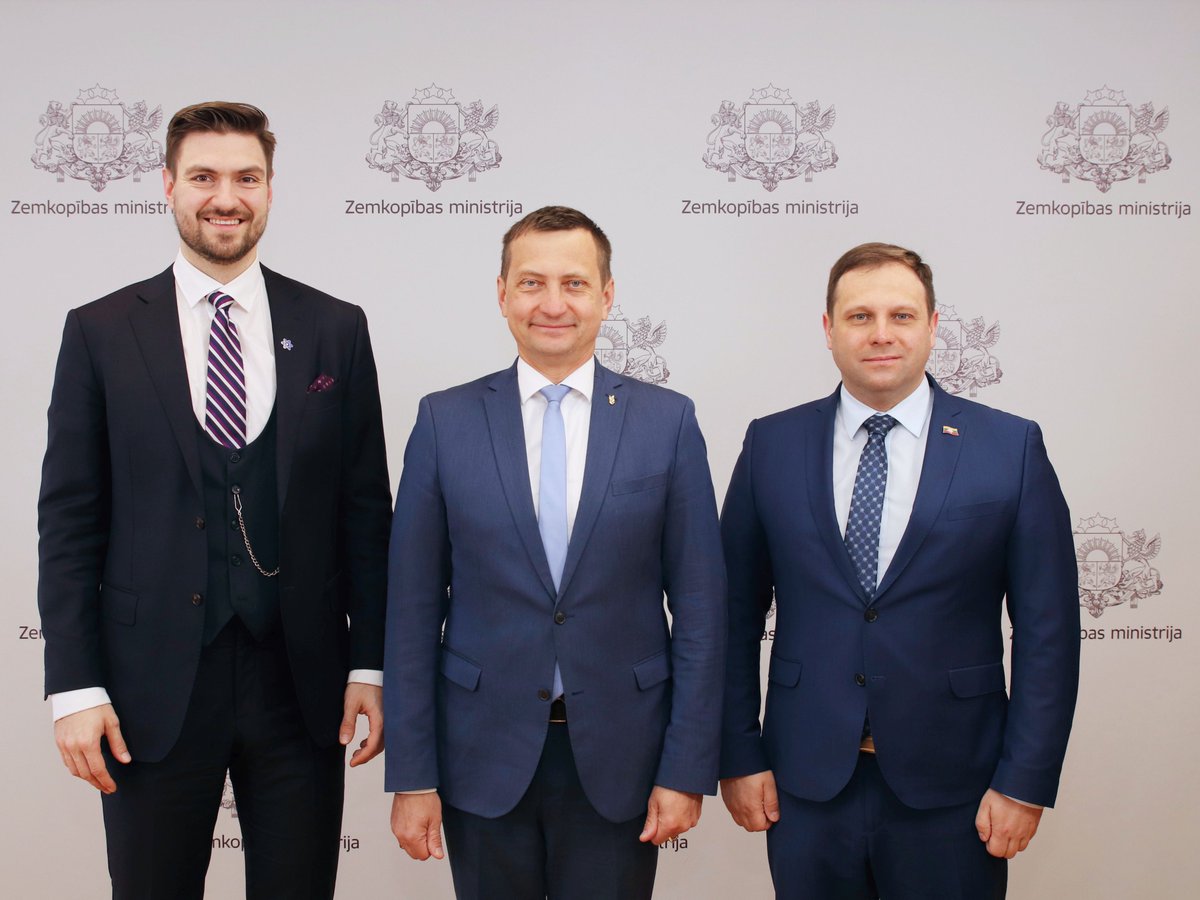 🇪🇪🇱🇻🇱🇹 Baltijas valstu lauksaimniecības ministri Tallinā apspriedīs KLP ieviešanu pēc 2027. gada un pārtikas apgādes 🥪🚚 pārvaldību. zm.gov.lv/lv/jaunums/bal…