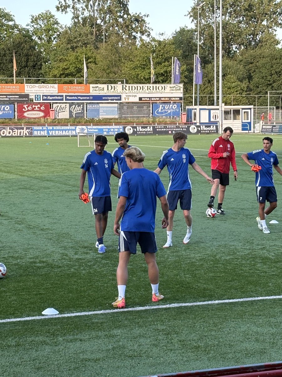 Alfred van der Velden tweet media