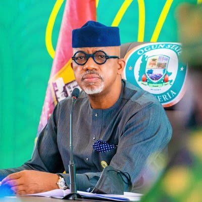 Man of Letters. (@letter_to_jack) on Twitter photo 🚨List of New Roads approved for Construction in Ogun State by <a href="/DapoAbiodunCON/">Prince Dr. Dapo Abiodun, CON</a> during last Wednesday’s Ogun State Executive Council Meeting:
1. Akute Bridge to Agbado (Lateef Jakande) Train Terminal/Pass/Agbado Bridge. Length: 9.2 km *Road to Agbado train station*
2. Iperu 🚨List of New Roads approved for Construction in Ogun State by <a href="/DapoAbiodunCON/">Prince Dr. Dapo Abiodun, CON</a> during last Wednesday’s Ogun State Executive Council Meeting:
1. Akute Bridge to Agbado (Lateef Jakande) Train Terminal/Pass/Agbado Bridge. Length: 9.2 km *Road to Agbado train station*
2. Iperu