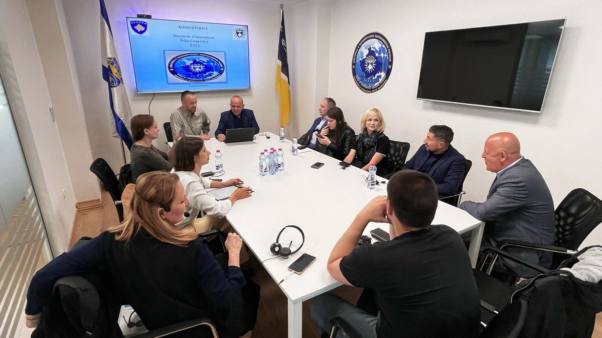 In May, the Survey, CENSS &amp; Ukrainian experts visited #Kosovo to exchange on post-conflict disarmament &amp; veteran reintegration. As Ukraine faces arms proliferation risks, Kosovo’s experience offers key lessons in #ArmsControl, EU alignment &amp; #demobilisation 
#Ukraine