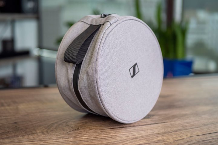 Hi people at GOML
I have lost my Sennheiser headphone
If you have seen it please DM me
Thank you
RTs would be appreciated.