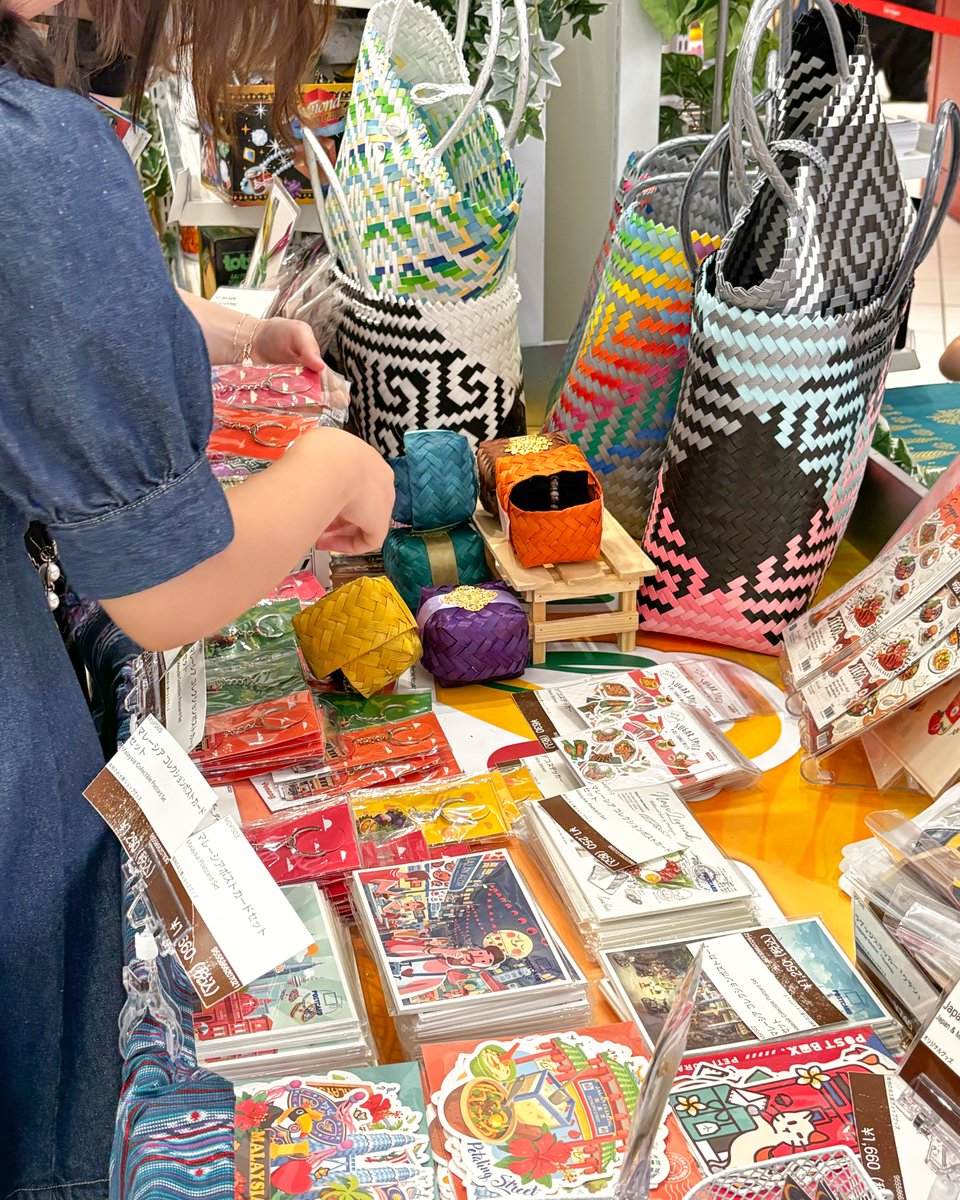 【🌺マレーシアフェア2025大阪の思い出🌺】

マレーシアフェア2025大阪での素晴らしい思い出をシェアします🇲🇾💗

多くの素敵な出会いがあり、感謝の気持ちでいっぱいです✨
お越しいただいた皆様、本当にありがとうございました！

﹋﹋﹋﹋﹋﹋﹋﹋﹋﹋﹋﹋﹋﹋﹋﹋﹋﹋
【🌺Memories of Malaysia