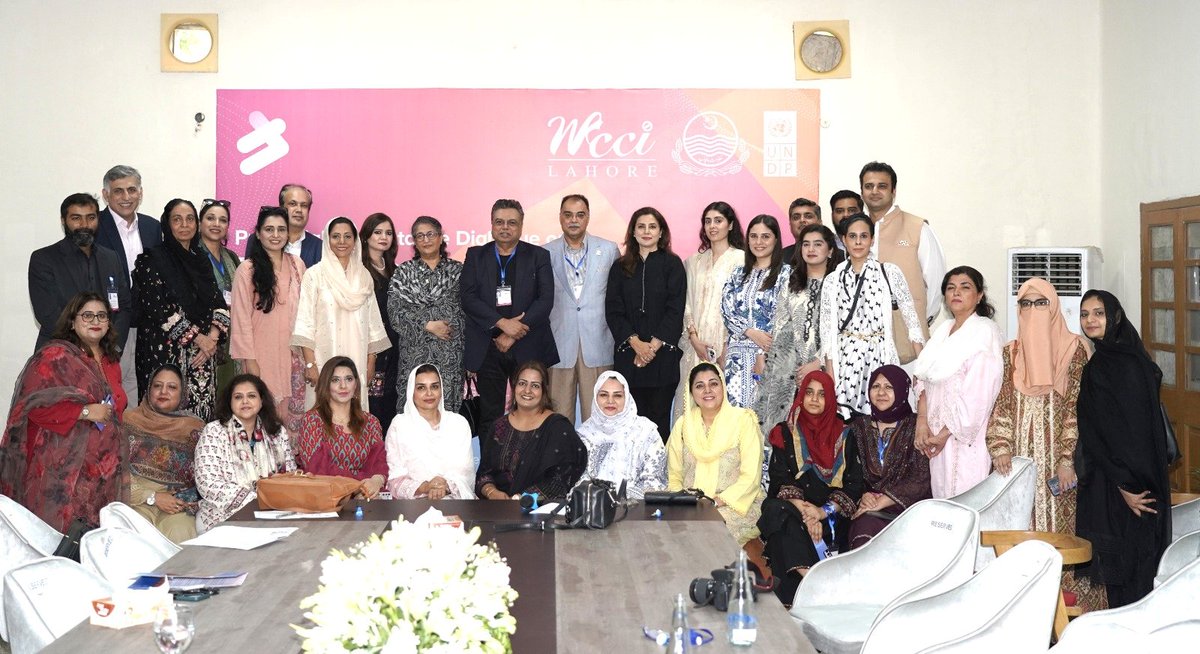 Punjab SDGs Support Unit (@punjabsdgsunit) on Twitter photo #UNDPinPakistan's <a href="/PunjabSDGsUnit/">Punjab SDGs Support Unit</a> & <a href="/CnpWcci/">CNP WCCI</a> hosted a Dialogue on 'Bridging the Gender Divide thru Digital & Financial Inclusion of women.' Chaired by <a href="/zafar_masud/">Zafar Masud</a>, President <a href="/thebankofpunjab/">The Bank of Punjab</a>, w/ gender & fintech experts, the event focused on enabling inclusive economy in🇵🇰. 1/2 #UNDPinPakistan's <a href="/PunjabSDGsUnit/">Punjab SDGs Support Unit</a> & <a href="/CnpWcci/">CNP WCCI</a> hosted a Dialogue on 'Bridging the Gender Divide thru Digital & Financial Inclusion of women.' Chaired by <a href="/zafar_masud/">Zafar Masud</a>, President <a href="/thebankofpunjab/">The Bank of Punjab</a>, w/ gender & fintech experts, the event focused on enabling inclusive economy in🇵🇰. 1/2