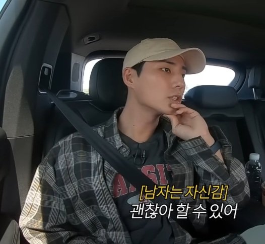 My_lovers_day's tweet image. 영현이 멤버들하고 차 탈 때 높은 확률로 오른쪽 뒷자석에 타서 범퍼카 탈 때도 자연스럽게 오른쪽 안전벨트 하는거 너무 무면허 티나고 커엽다
영현아 운전석 안전벨트는 왼쪽에 있어요