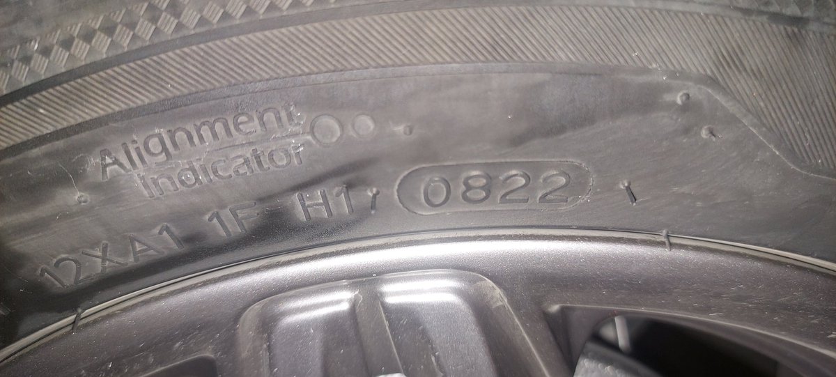 #HankookTireEurope 30 bin km 2022 tarihli lastik sehir icinde nasil bu hale gelir simdiye kadar 2 kez sizden aldim dahada almam? <a href="/hankooksaudi/">Hankook Saudi</a> <a href="/HankookTireUSA/">Hankook Tire USA</a>