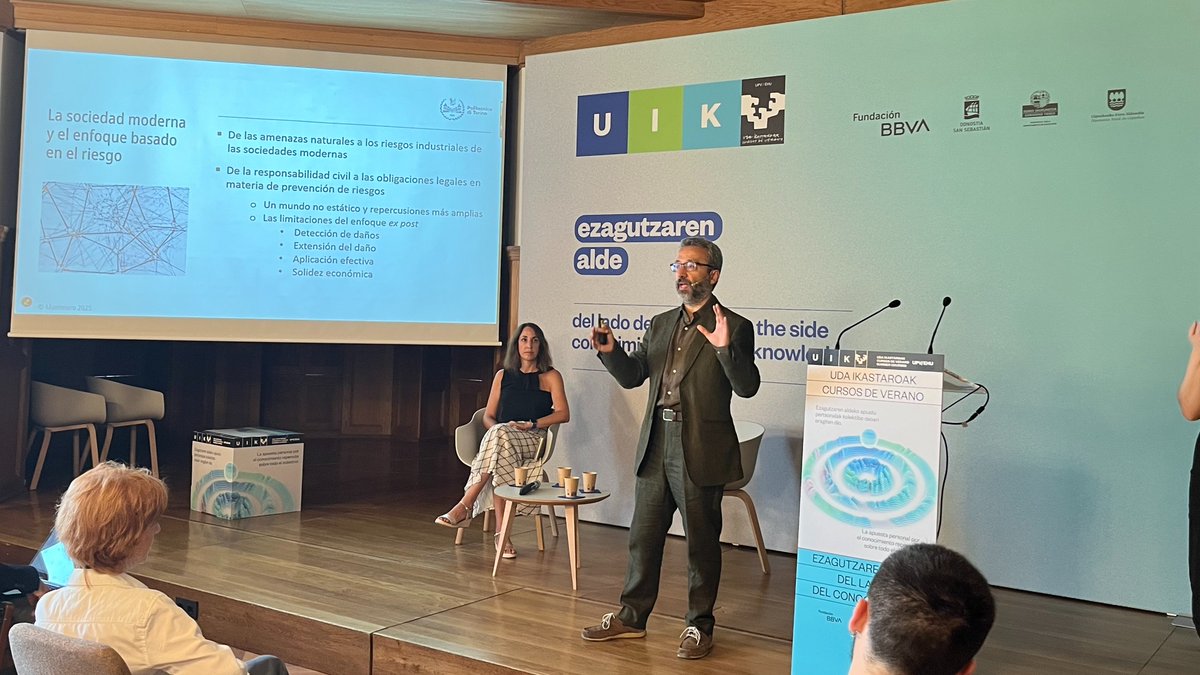 AVPD - DBEA (@avpd_dbea) on Twitter photo 🗣️Comenzamos con Alessandro Mantelero (<a href="/mantelero/">Alessandro Mantelero</a>) de la <a href="/PoliTOnews/">Politecnico di Torino</a>: el enfoque en el riesgo es clave para ampliar la protección legal en tecnologías digitales. Para proteger derechos, hay que avanzar de la DPIA a la FRIA y superar la mera protección de datos.
<a href="/Ararteko/">Ararteko - Defensoría del Pueblo</a> <a href="/uik_eus/">UIK</a> 🗣️Comenzamos con Alessandro Mantelero (<a href="/mantelero/">Alessandro Mantelero</a>) de la <a href="/PoliTOnews/">Politecnico di Torino</a>: el enfoque en el riesgo es clave para ampliar la protección legal en tecnologías digitales. Para proteger derechos, hay que avanzar de la DPIA a la FRIA y superar la mera protección de datos.
<a href="/Ararteko/">Ararteko - Defensoría del Pueblo</a> <a href="/uik_eus/">UIK</a>