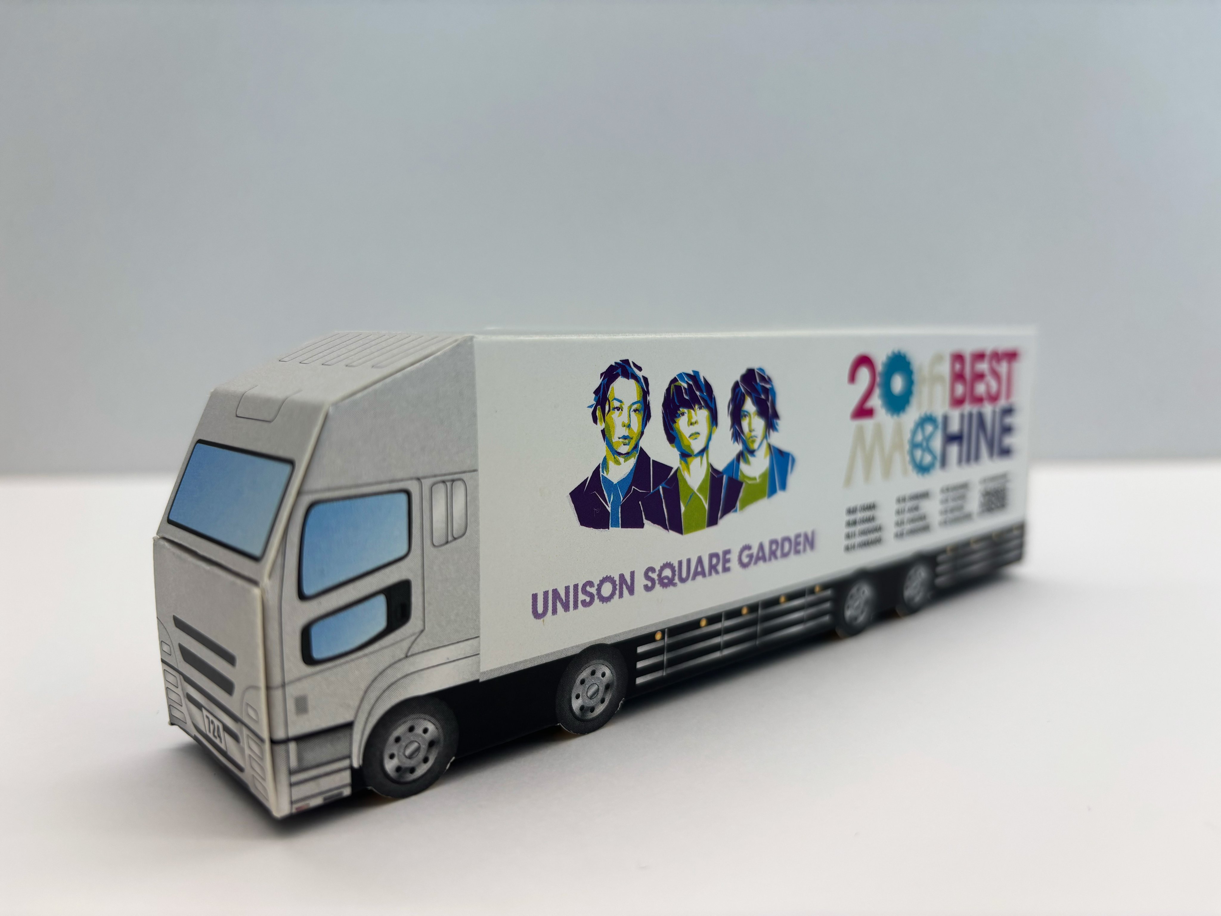 ☆ Diorama Large Tour Sign　　　　　　　【特典会員限定】 TOY'S FACTORY on X: 