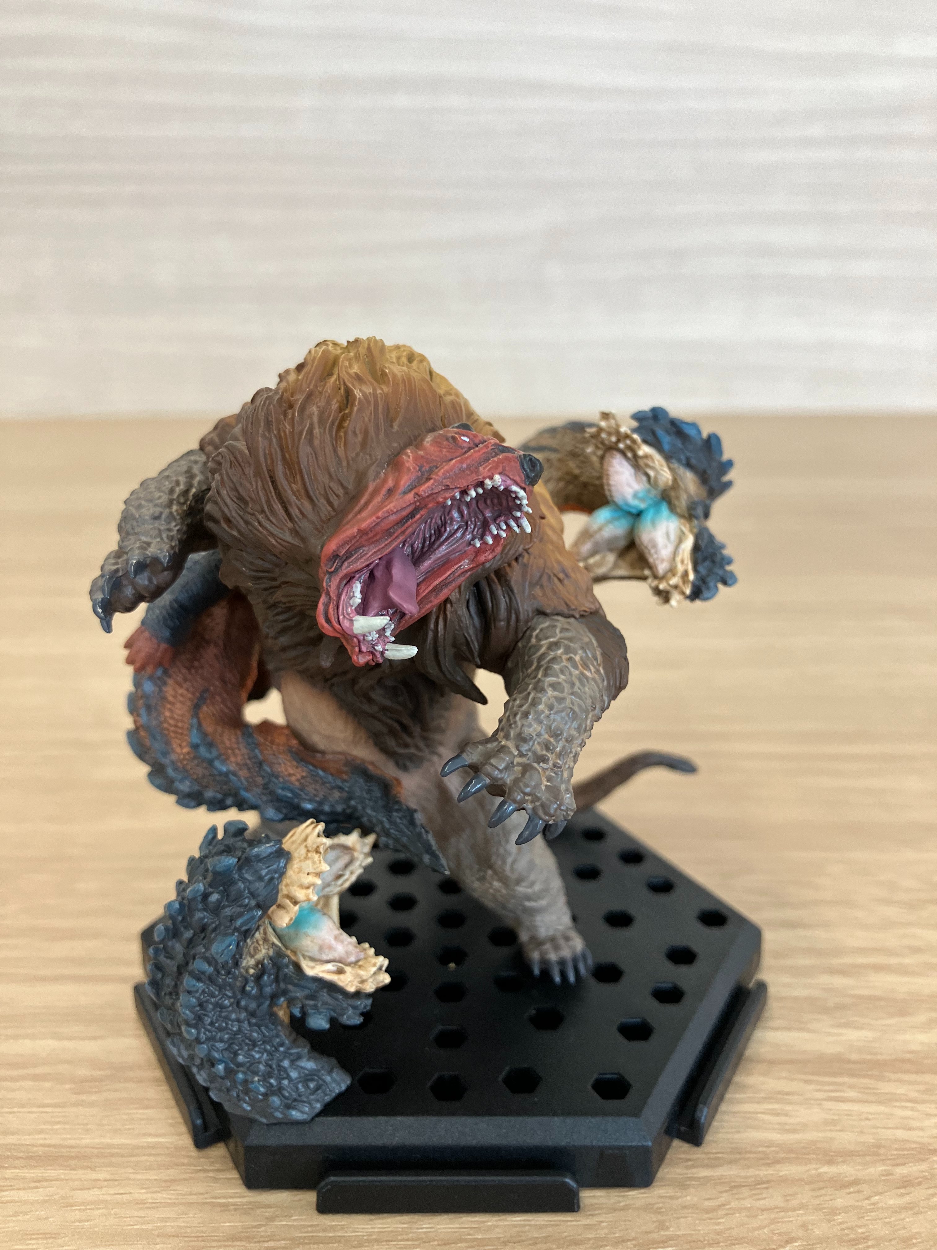 モンスターハンター フィギュア ウラガンキン、ウラガンキン亜種