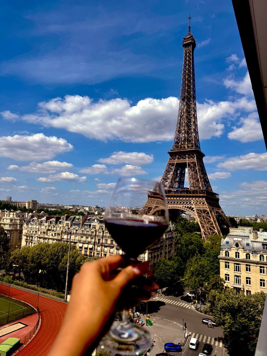 GM GM CT, it’s the weekend.🥳