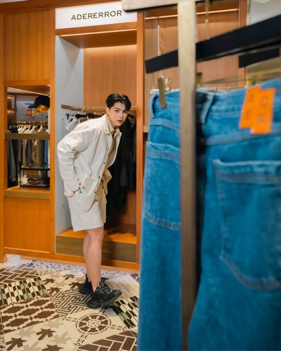 Fortfts_Trend's tweet photo. IG : siamdiscovery update
จึ้งมากกก
꒰ @fort_fts ꒱ ᵔᴥᵔ
➷ #FortFTS ➷ #ComeFortZon ➷ #BabyFeat ➷
#SiamDiscoveryTheExplorer #DiscoverySelection #SiamDiscoveryXFortfts
#FlavorLab #SiamDiscovery #TheExploratorium #BeRevolutionary #ComePlayWithUs https://t.co/t8OUiwrsO8