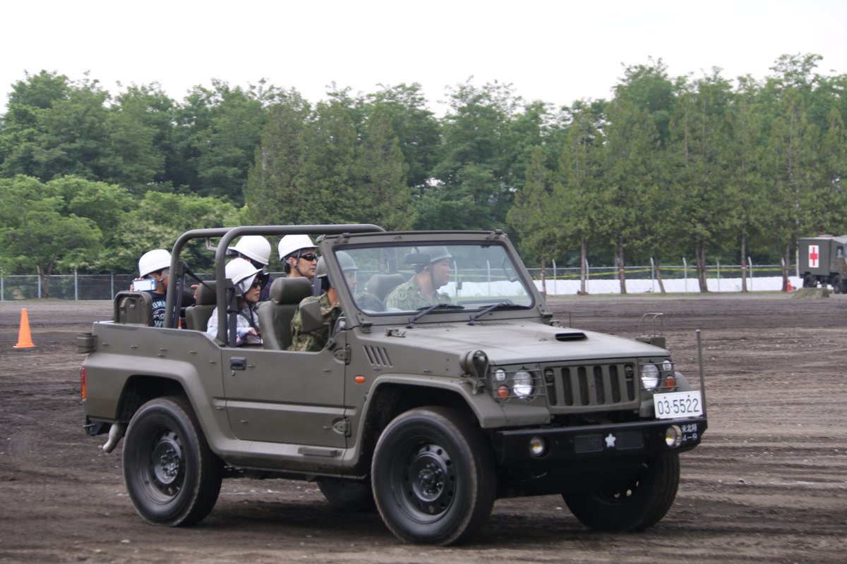 Gsdf_Camp_Iwate's tweet image. #岩手駐屯地創立６８周年記念日
その６　体験搭乗等