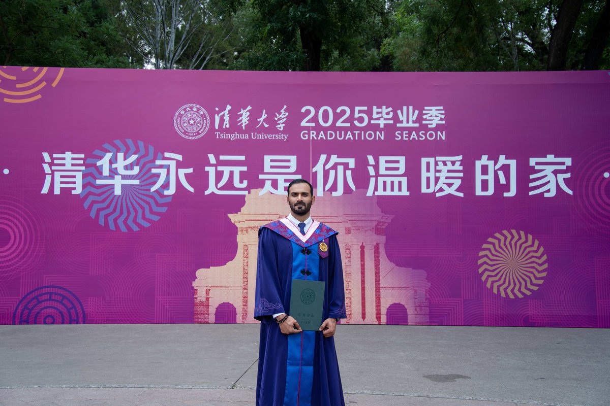 AliRamay557's tweet image. Alhamdulillah.Graduated in Public Policy &amp;amp; Management from Tsinghua University of China. As a journalist I am committed to using this knowledge for public good.Grateful to the Interior Minister of Pakistan Mr Mohsin Naqvi sb without his support it was not possible..@Tsinghua_Uni