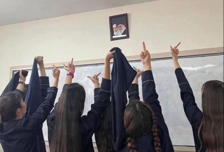 richardintele.5irefam 🟣 $LOL tweet media