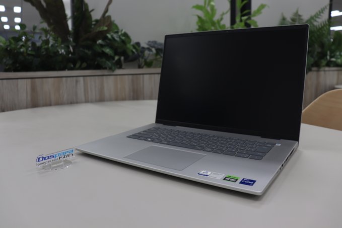 RTX4060搭載ノートパソコン(リユース品)